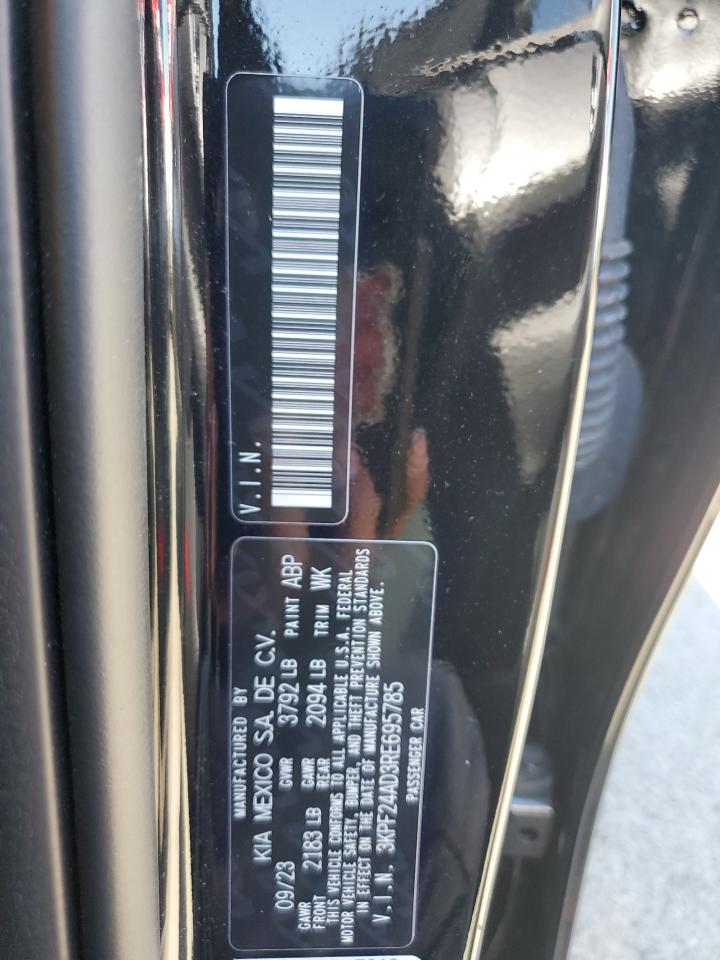 3KPF24AD3RE695785 2024 Kia Forte Lx