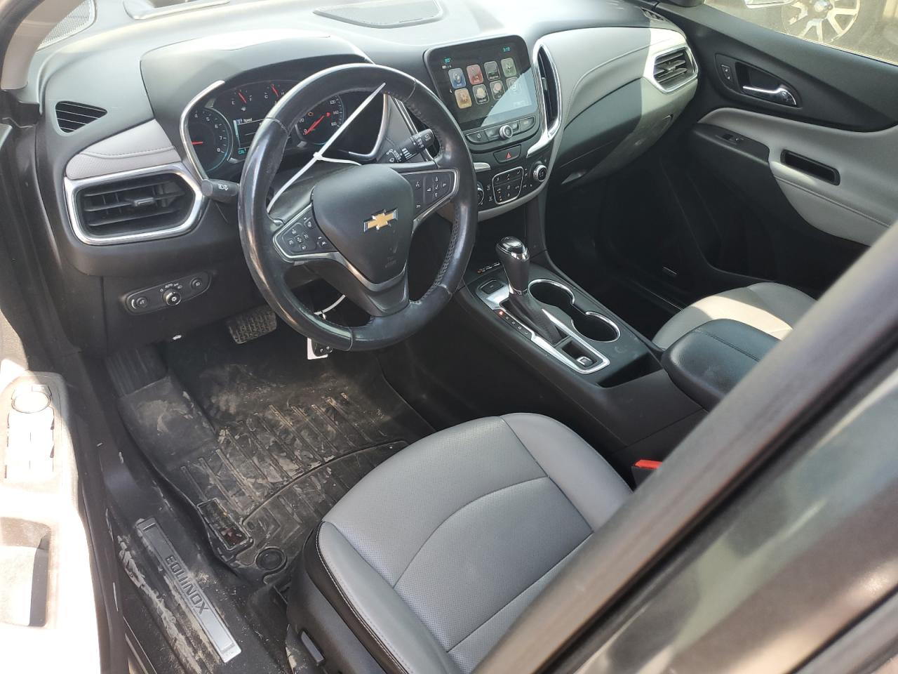 2GNAXVEV1J6276849 2018 Chevrolet Equinox Premier