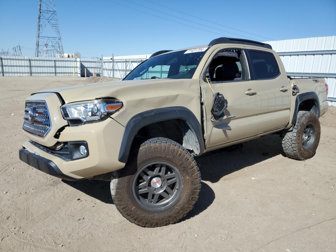 VIN 5TFCZ5AN2HX080169 2017 TOYOTA TACOMA no.1