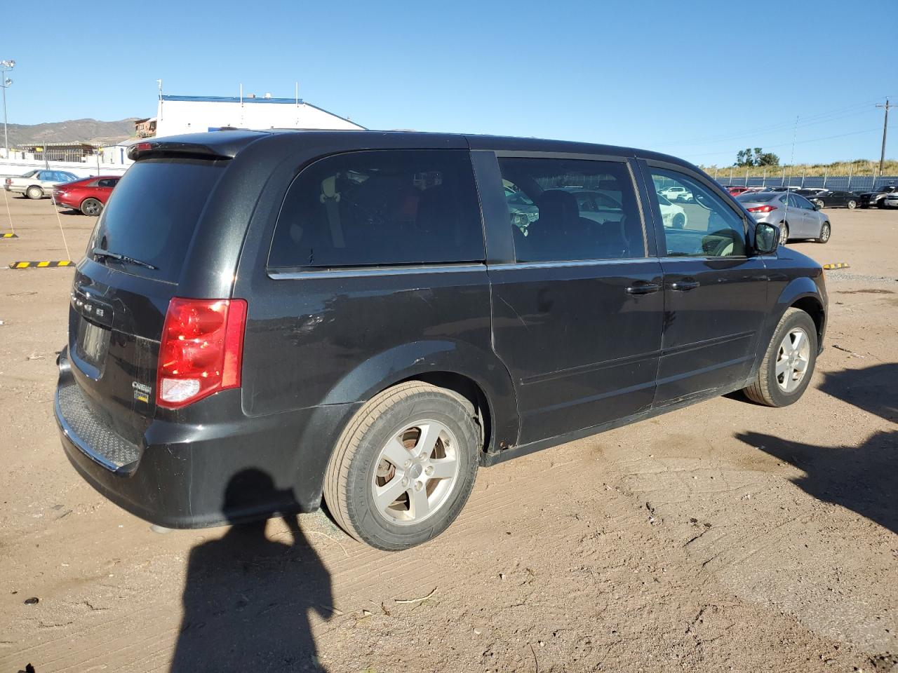 2012 Dodge Caravan - Image 3