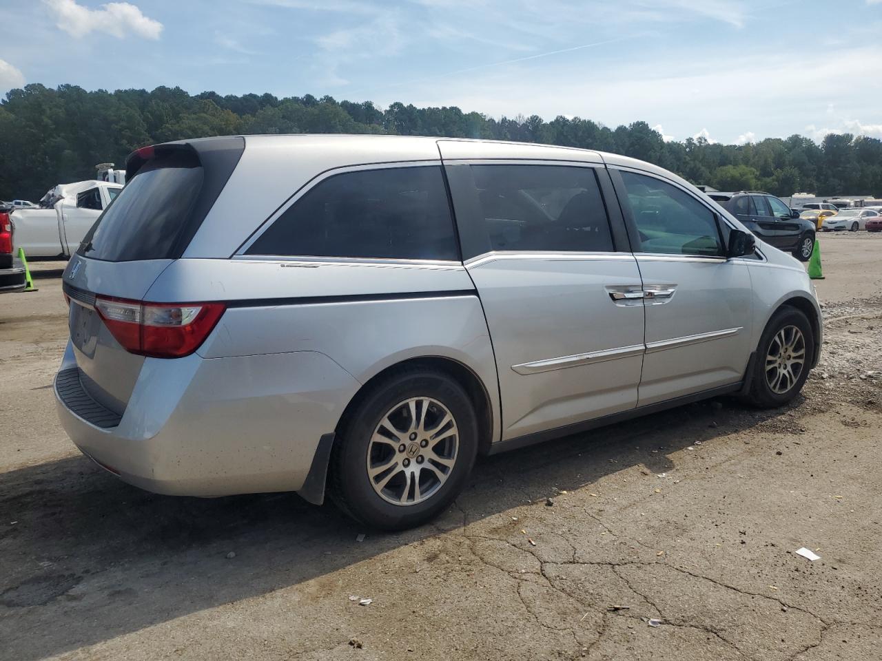 2012 Honda Odyssey - Image 3