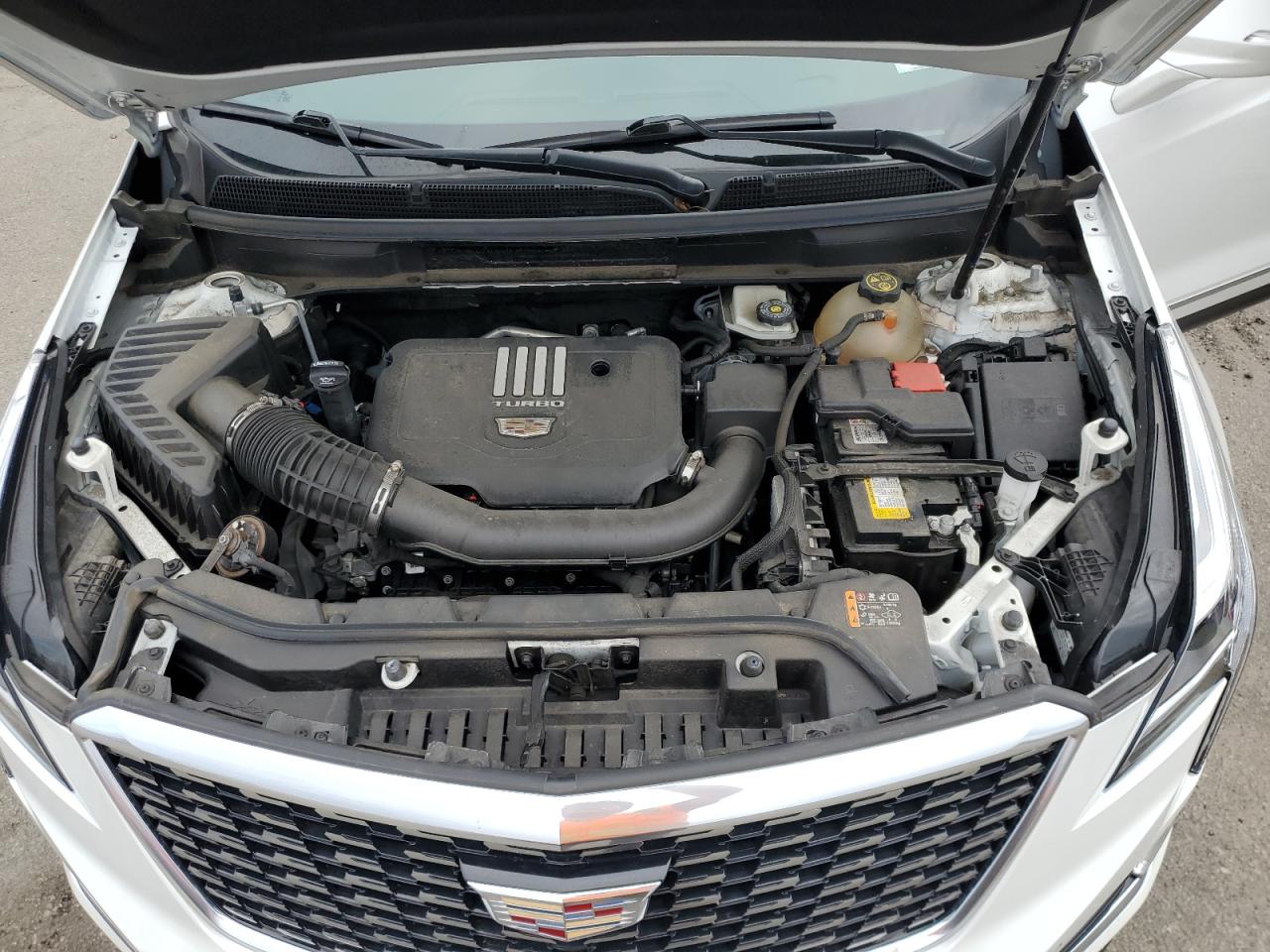 1GYKNBR42NZ135229 2022 Cadillac Xt5 Luxury