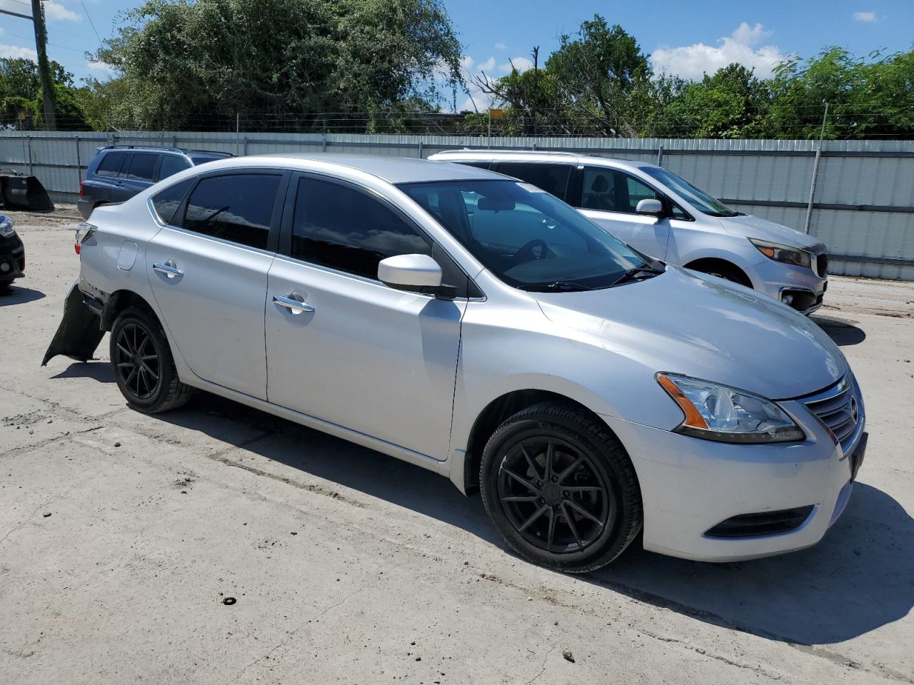 2014 Nissan Sentra - Image 4