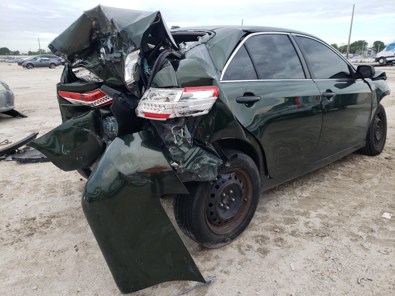 2010 Toyota Camry - Image 3