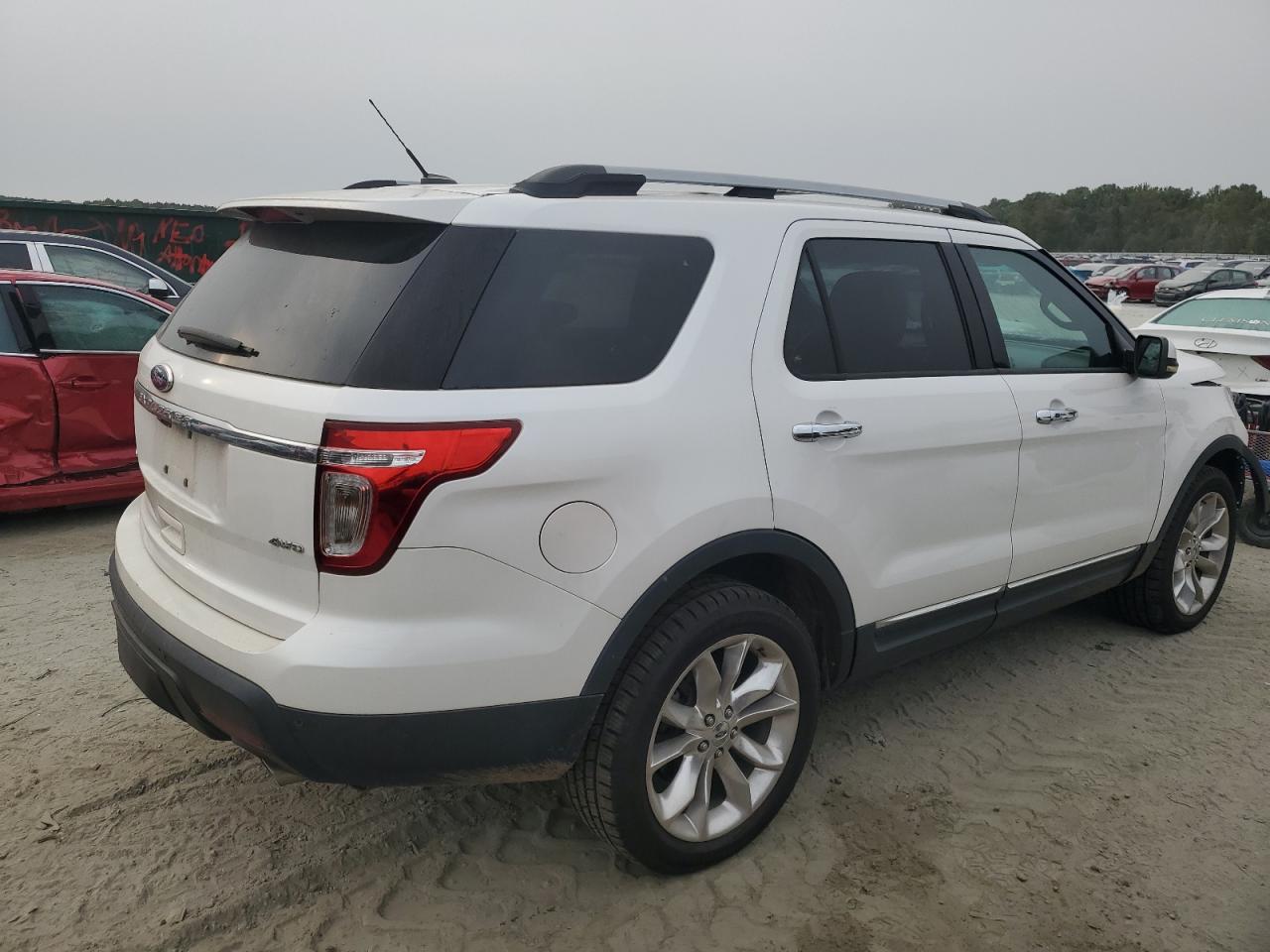 2011 Ford Explorer - Image 3