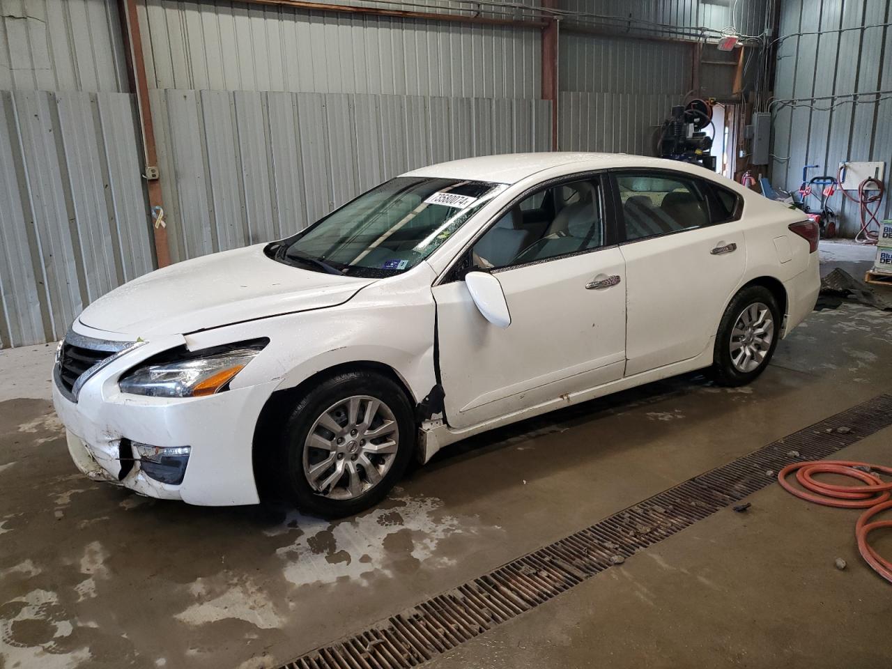 2015 Nissan Altima - Image 1