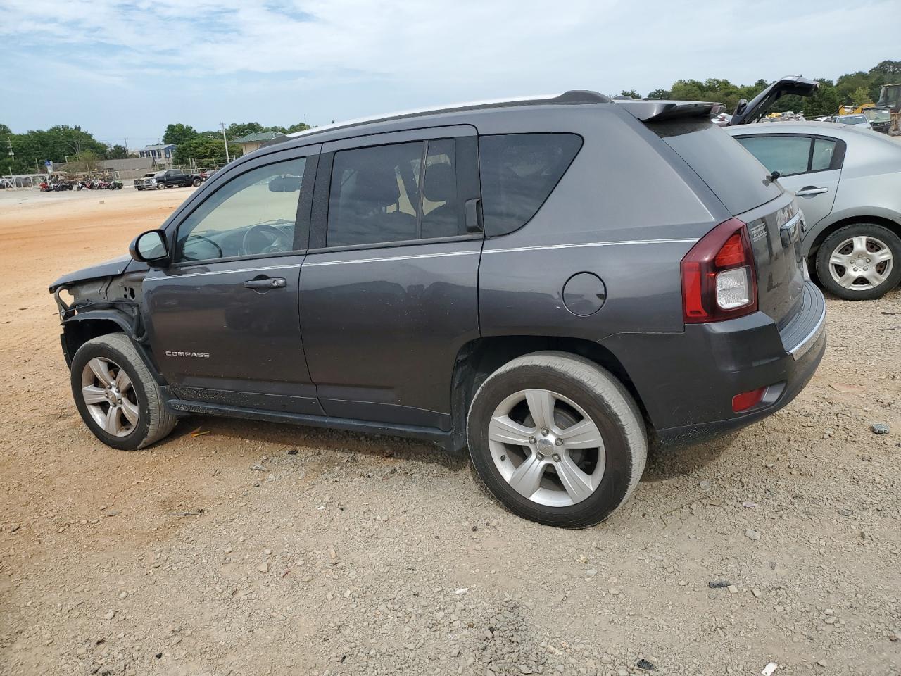 1C4NJCEA4FD308618 2015 JEEP COMPASS - Image 2