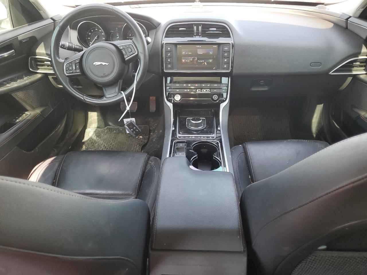 2017 Jaguar Xe Prestige VIN: SAJAK4BN5HCP14040 Lot: 71838124