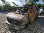 West Warren, MA에서 판매 중인 2002 Dodge Ram Van B3500 - Burn