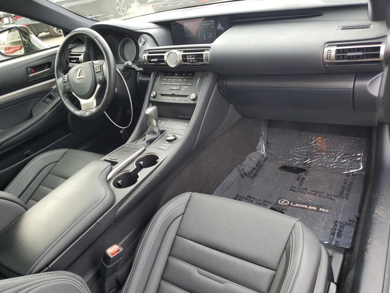 2020 Lexus RC - Image 8