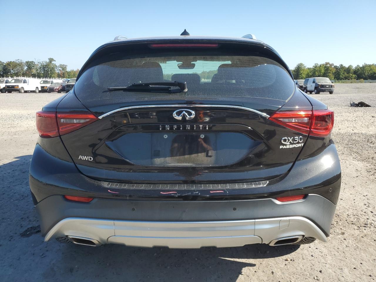 2018 Infiniti Qx30 Pure VIN: SJKCH5CR8JA003282 Lot: 70180874