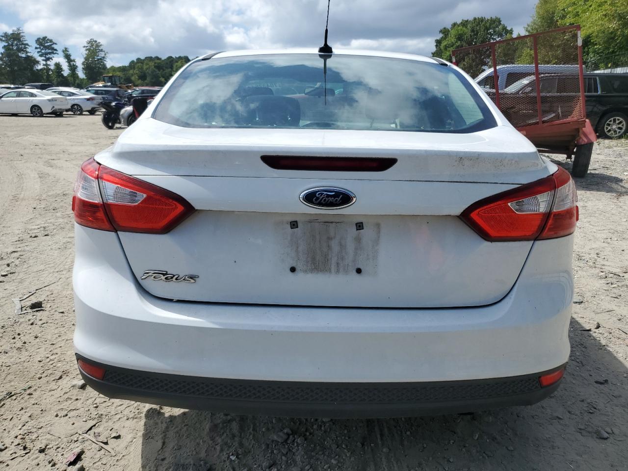 1FADP3E22DL207427 2013 Ford Focus S