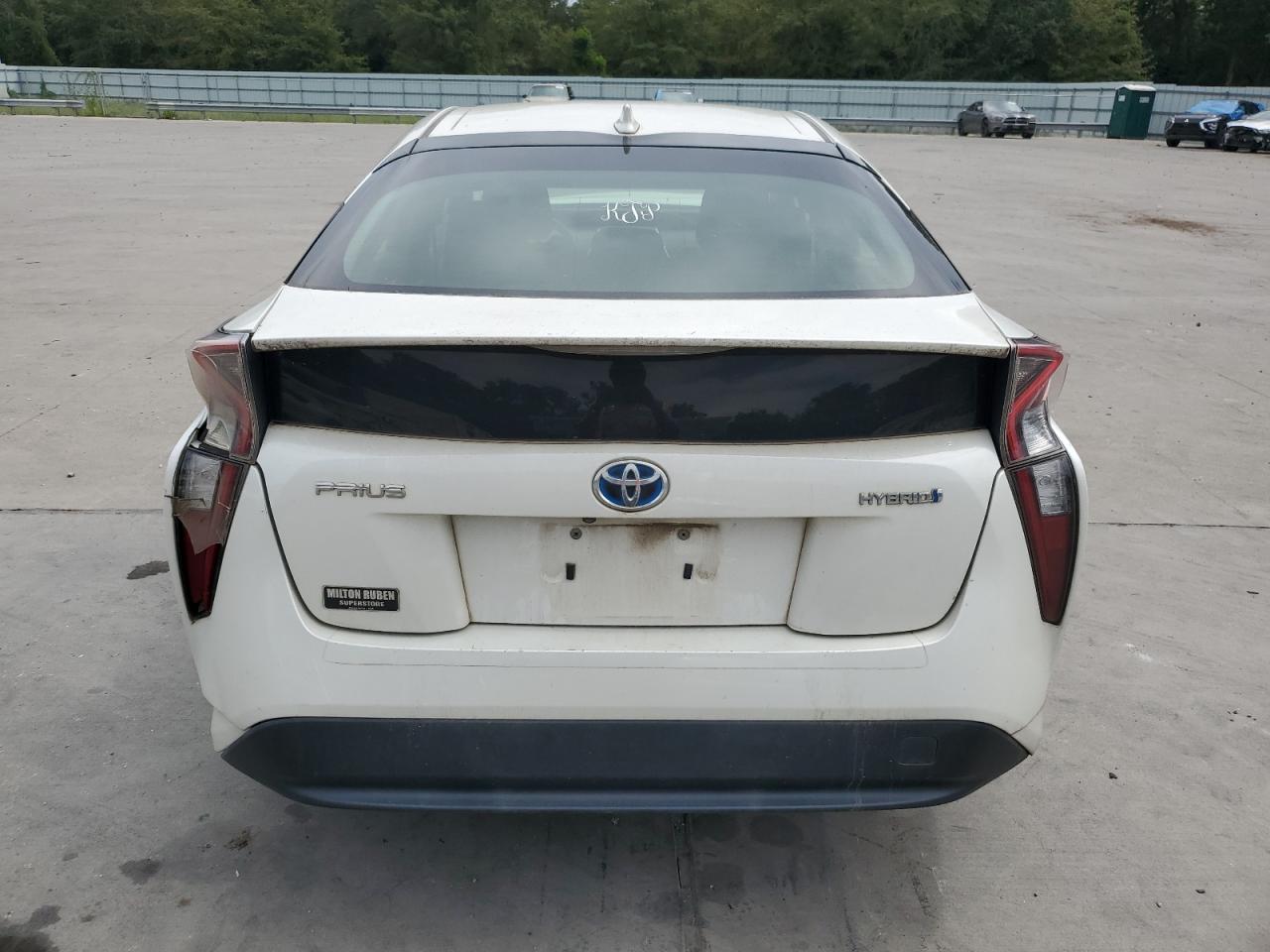 2018 Toyota Prius VIN: JTDKBRFU6J3070622 Lot: 72015904