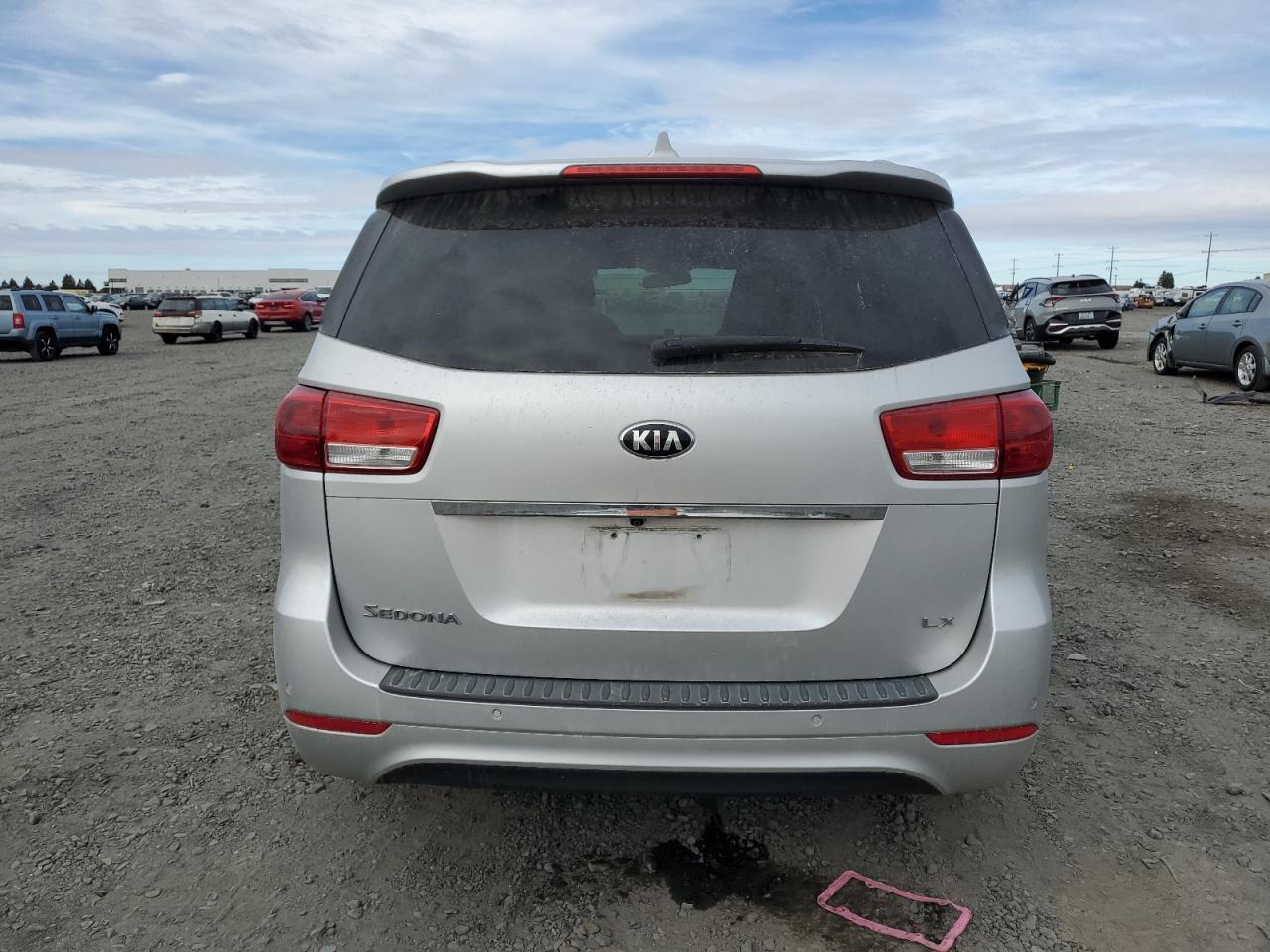 KNDMB5C13G6088465 2016 Kia Sedona Lx