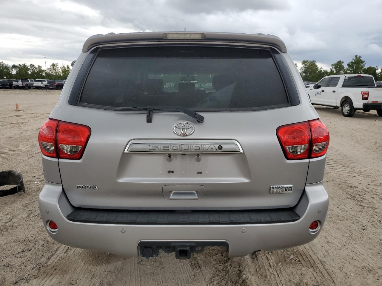 2010 Toyota Sequoia Limited VIN: 5TDKY5G14AS025060 Lot: 71376254