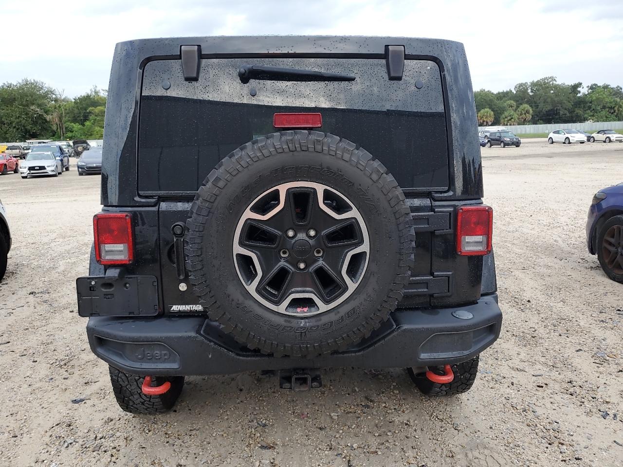 1C4BJWFG9GL116044 2016 Jeep Wrangler Unlimited Rubicon