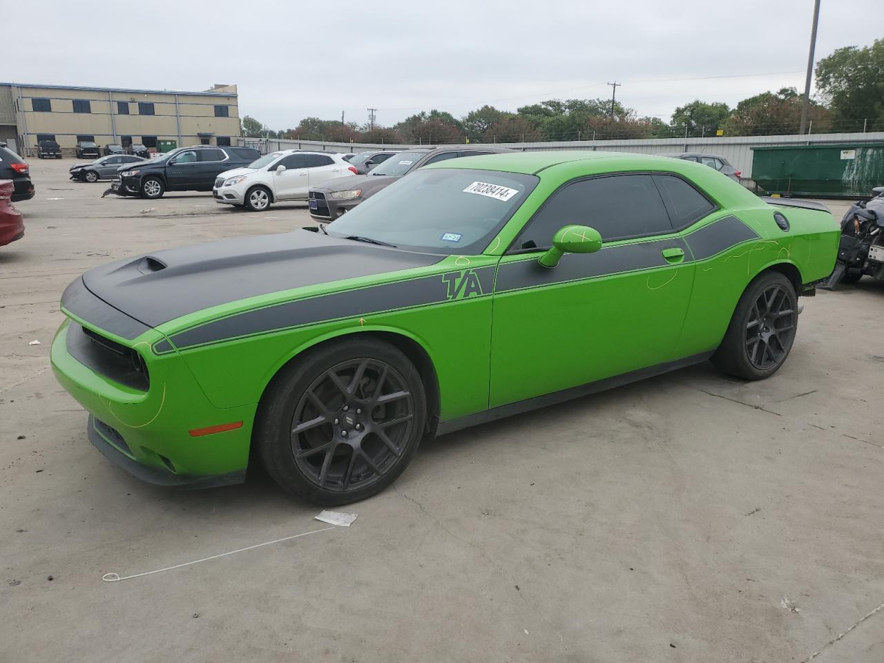 2C3CDZBTXHH560410 2017 DODGE CHALLENGER - Image 1