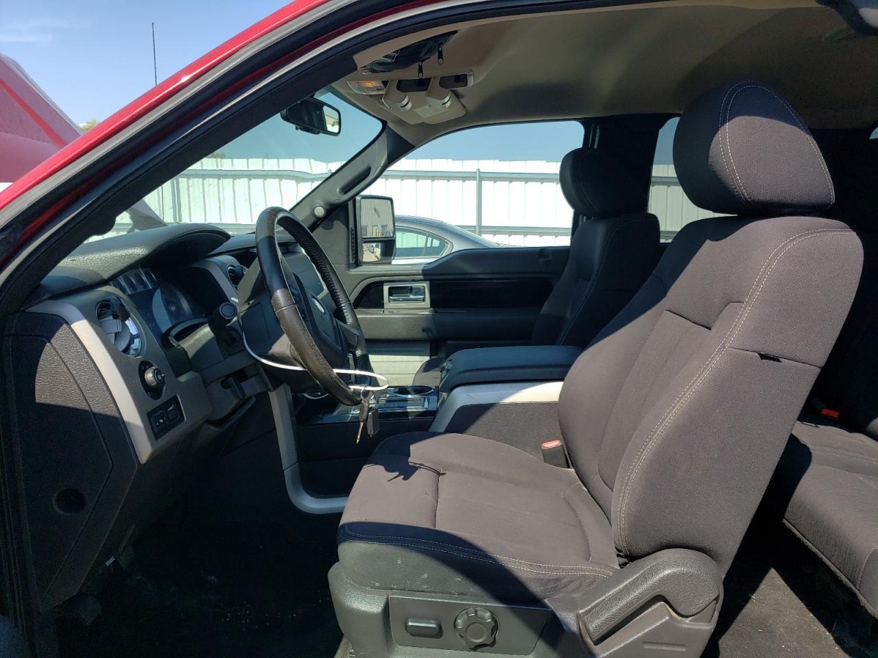 2010 Ford F-150 - Image 7