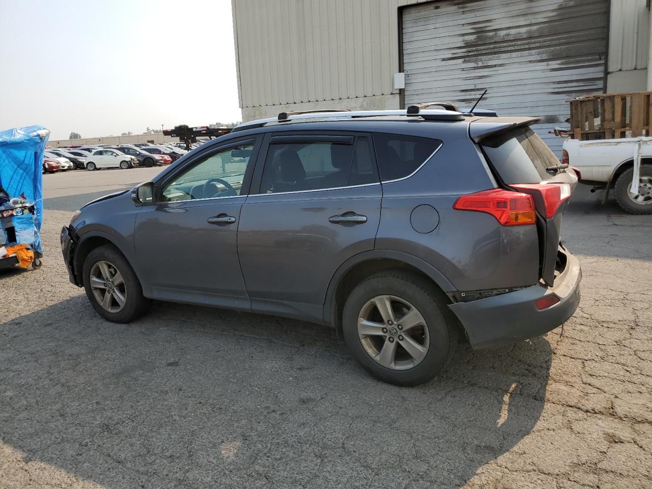 2T3RFREV1FW347565 2015 TOYOTA RAV 4 - Image 2