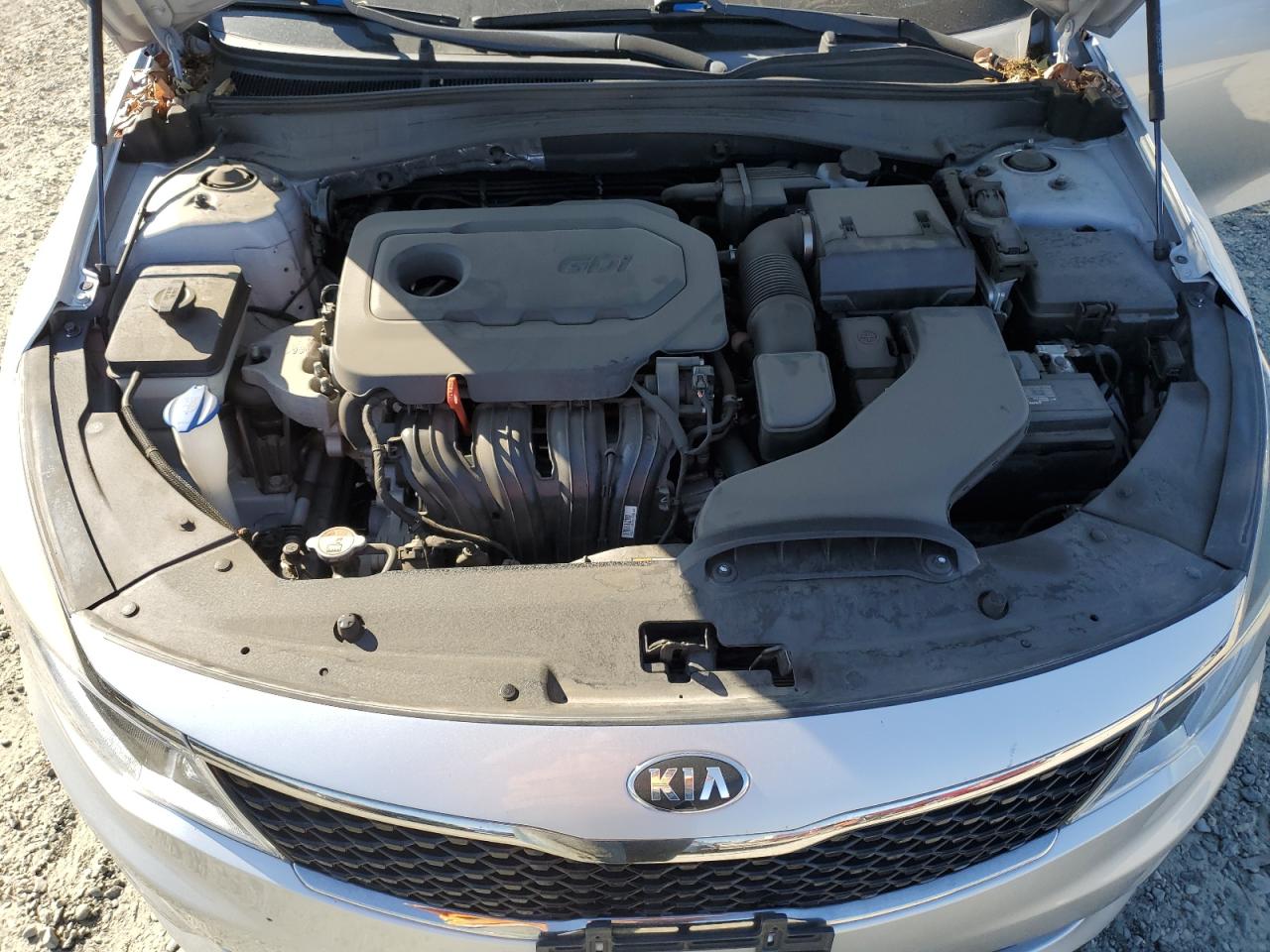 5XXGT4L3XJG195785 2018 Kia Optima Lx