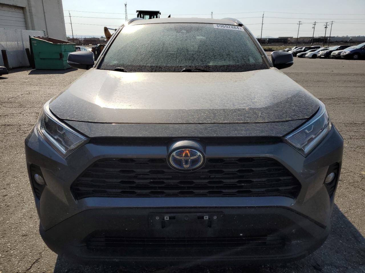 4T3R6RFV8MU011570 2021 Toyota Rav4 Xle