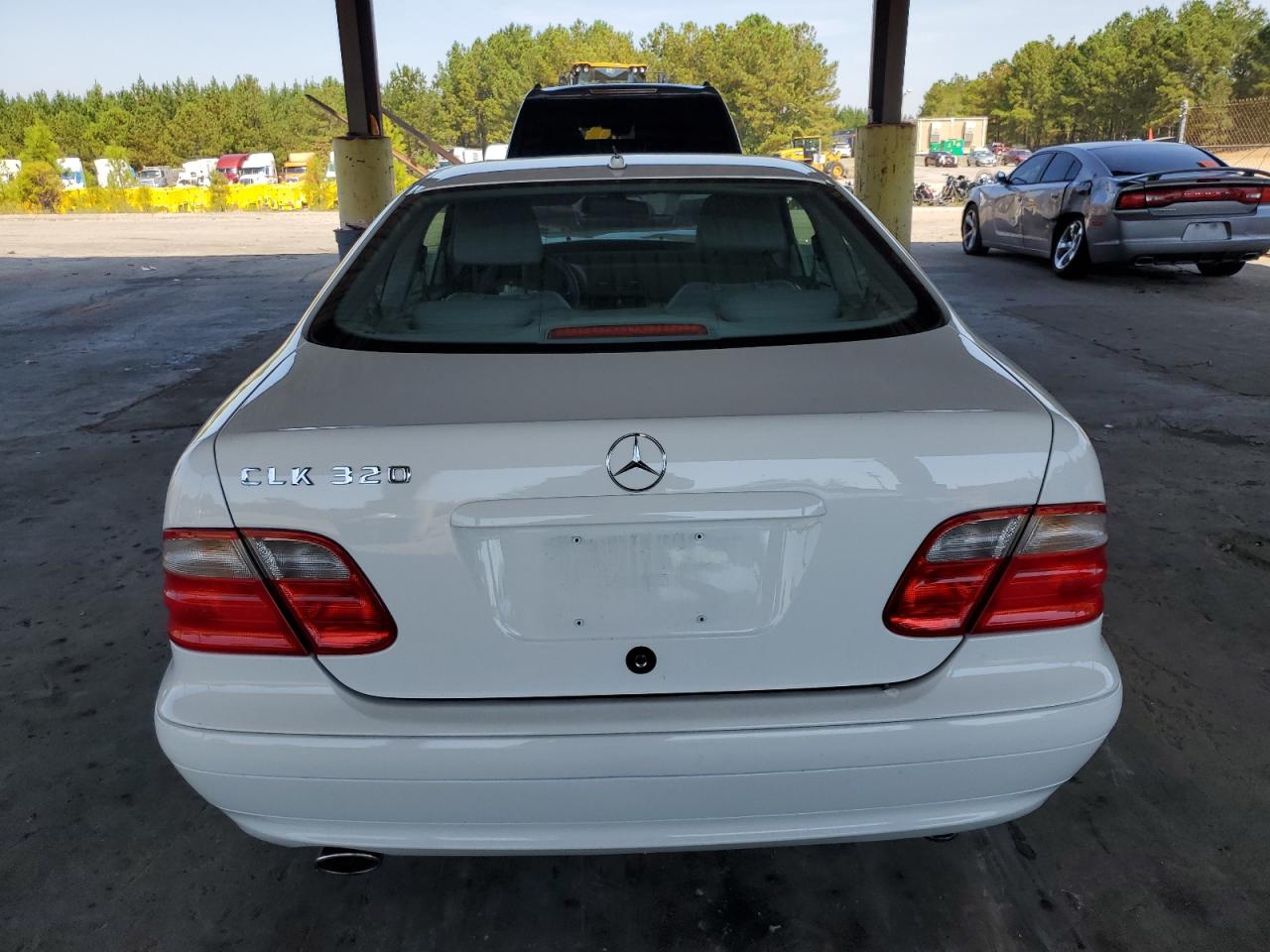 2001 Mercedes-Benz Clk 320 VIN: WDBLJ65G21F185247 Lot: 72795604