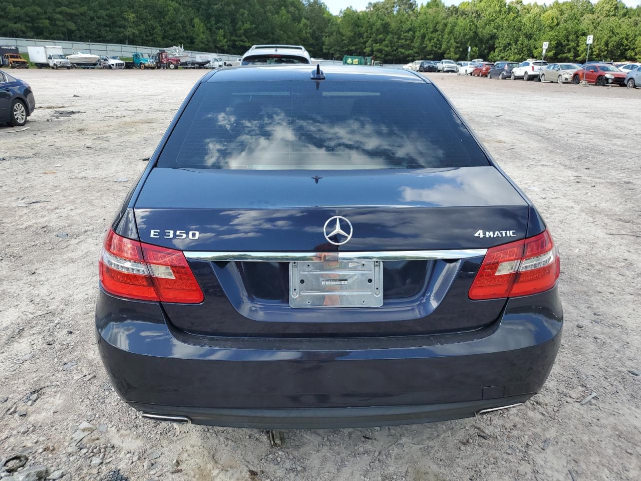 2011 Mercedes-Benz E 350 4Matic VIN: WDDHF8HB0BA407695 Lot: 69823834