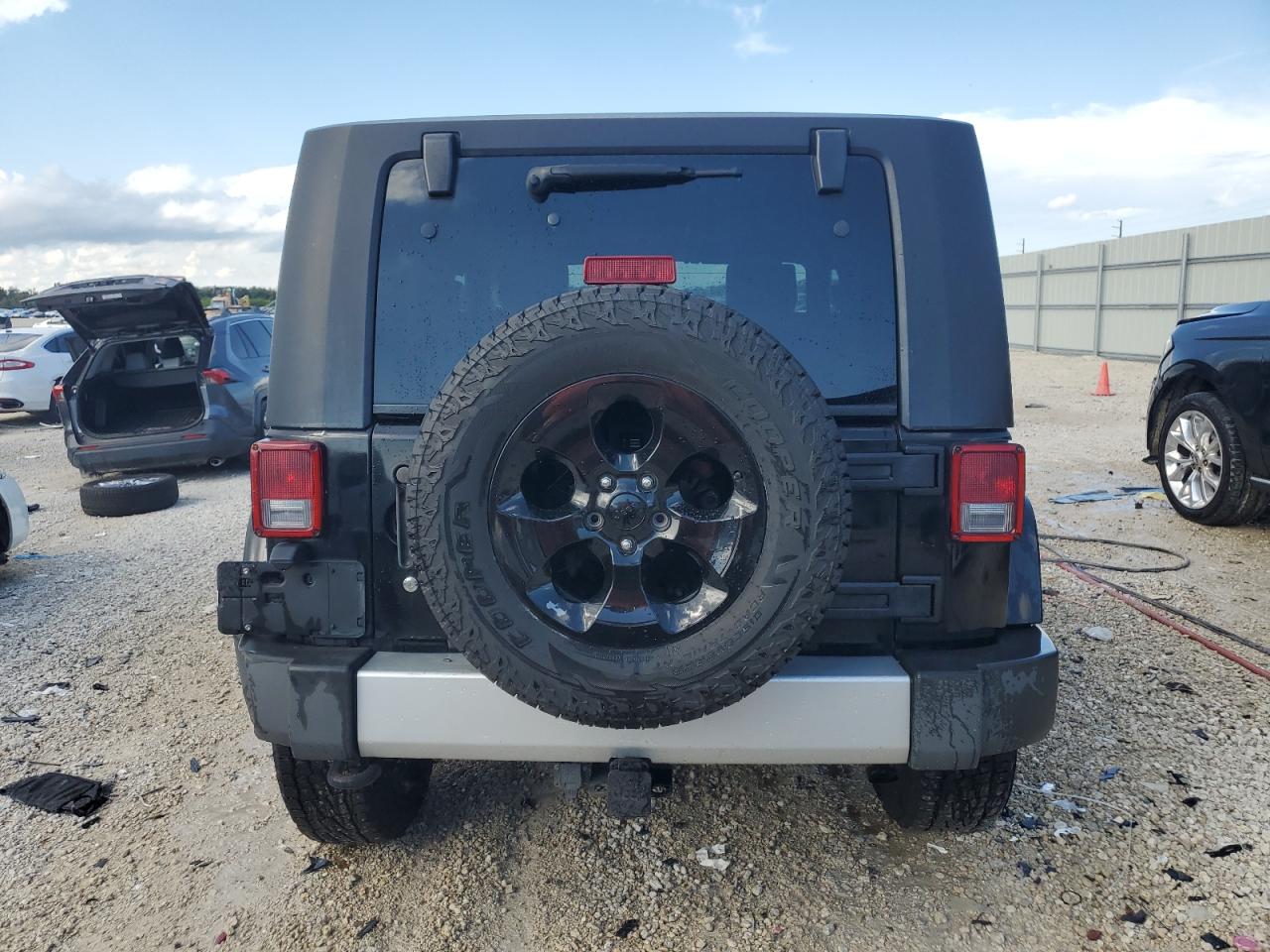 1J4FA54169L741458 2009 Jeep Wrangler Sahara