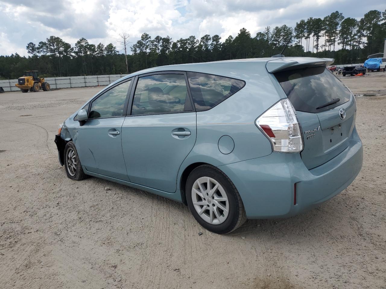 JTDZN3EU8EJ011254 2014 Toyota Prius V