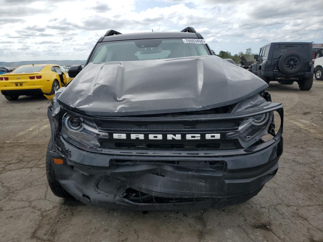 2022 Ford Bronco - Image 5