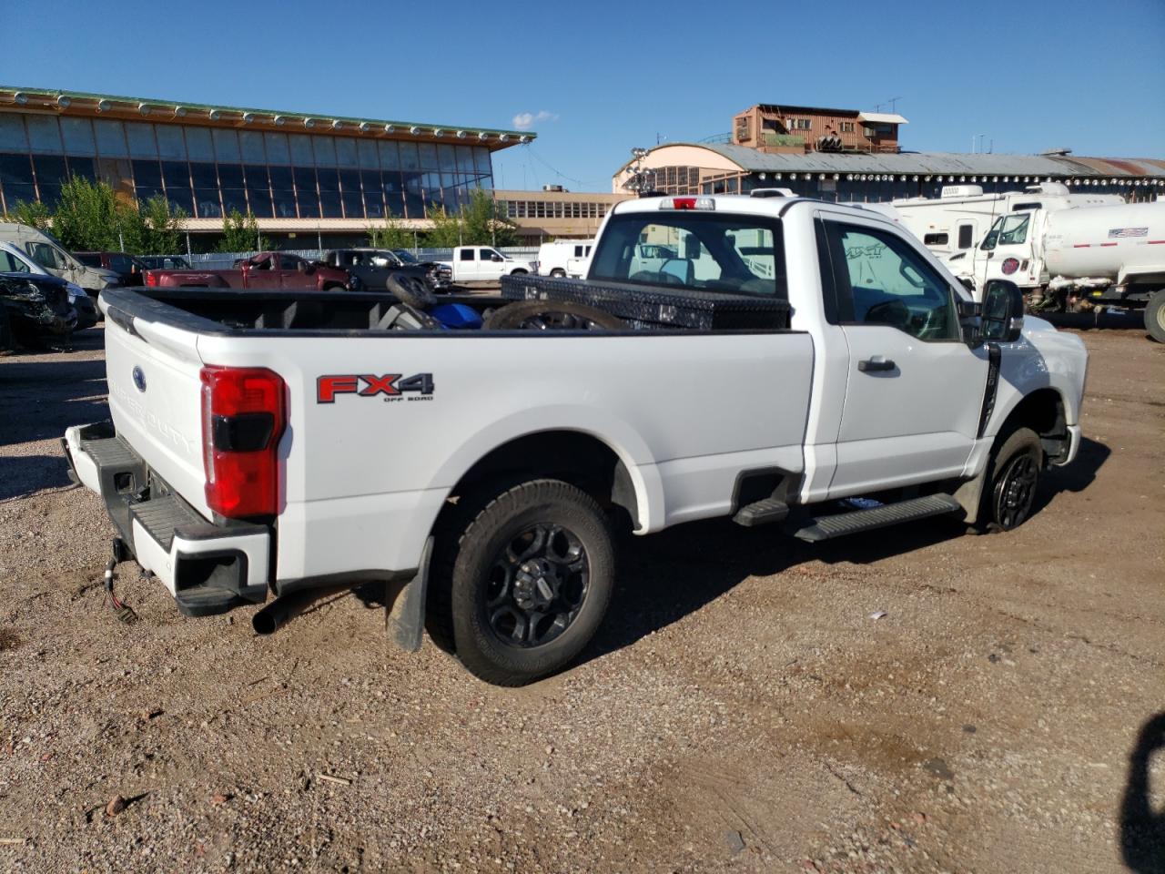 2023 Ford F350 - Image 3