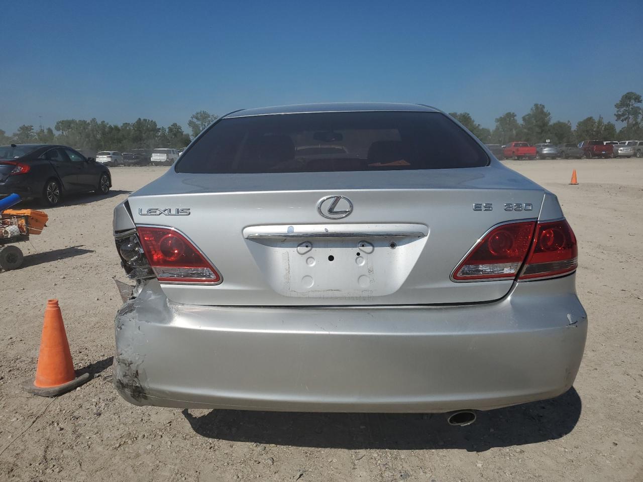 2005 Lexus Es 330 VIN: JTHBA30G755113635 Lot: 71824104