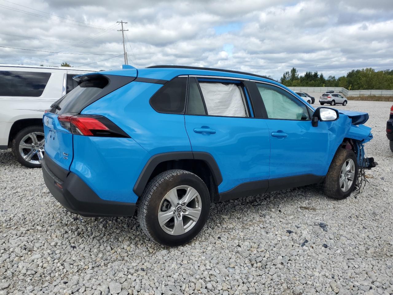 2019 Toyota RAV 4 - Image 3