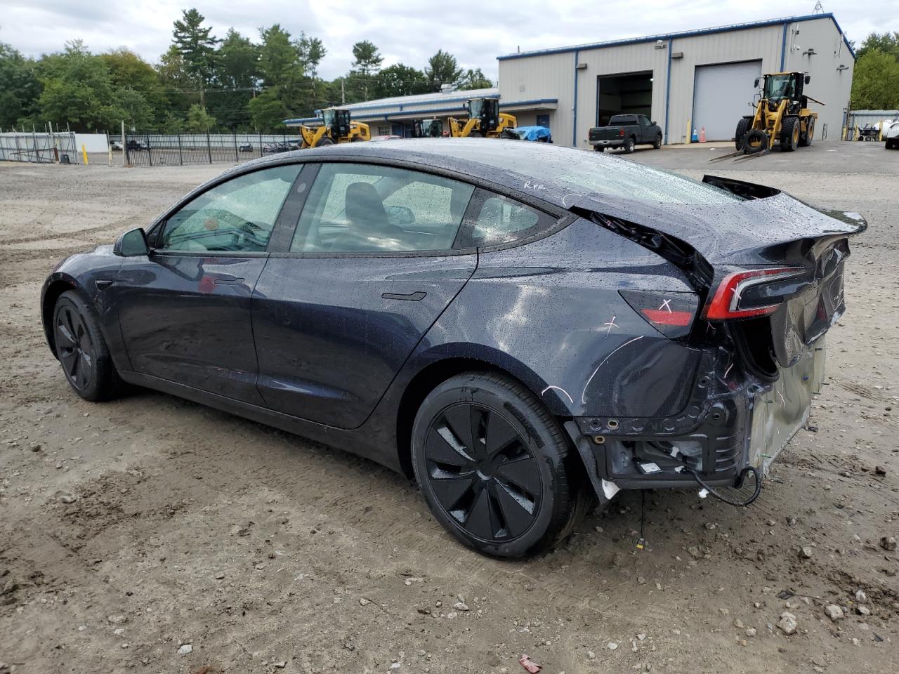 5YJ3E1EB2RF794755 2024 TESLA MODEL 3 - Image 2