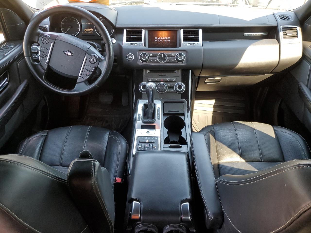 2012 Land Rover Range Rover - Image 8