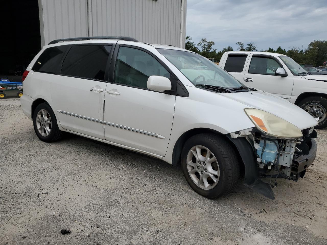 5TDZA22C45S343681 2005 Toyota Sienna Xle