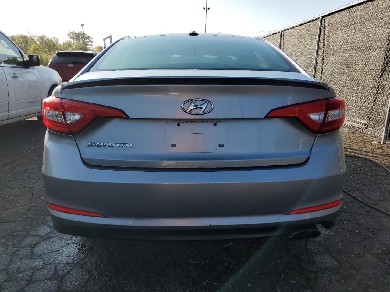 2017 Hyundai Sonata Se VIN: 5NPE24AF5HH471716 Lot: 72003824