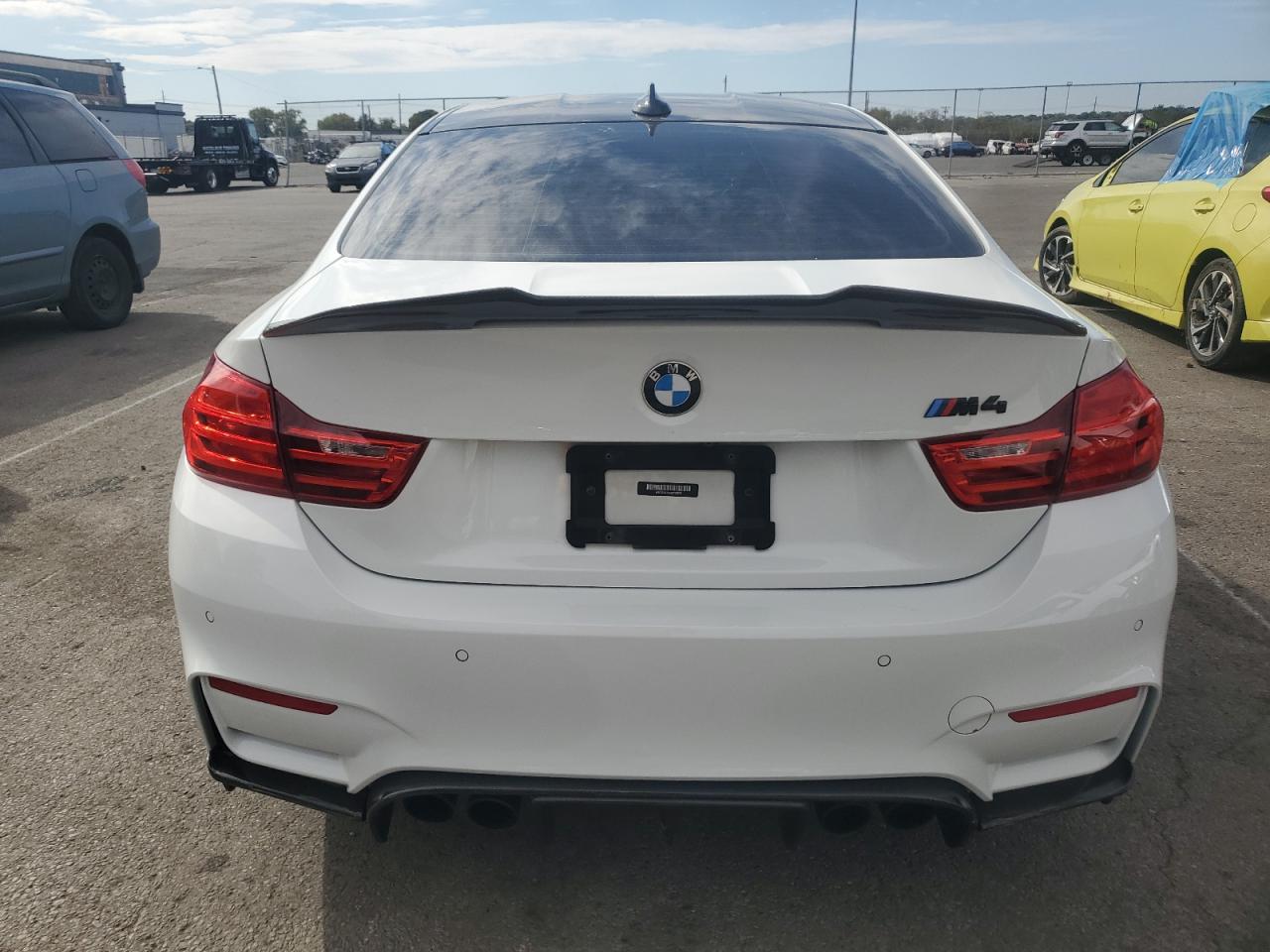 WBS3R9C54HK709232 2017 BMW M4