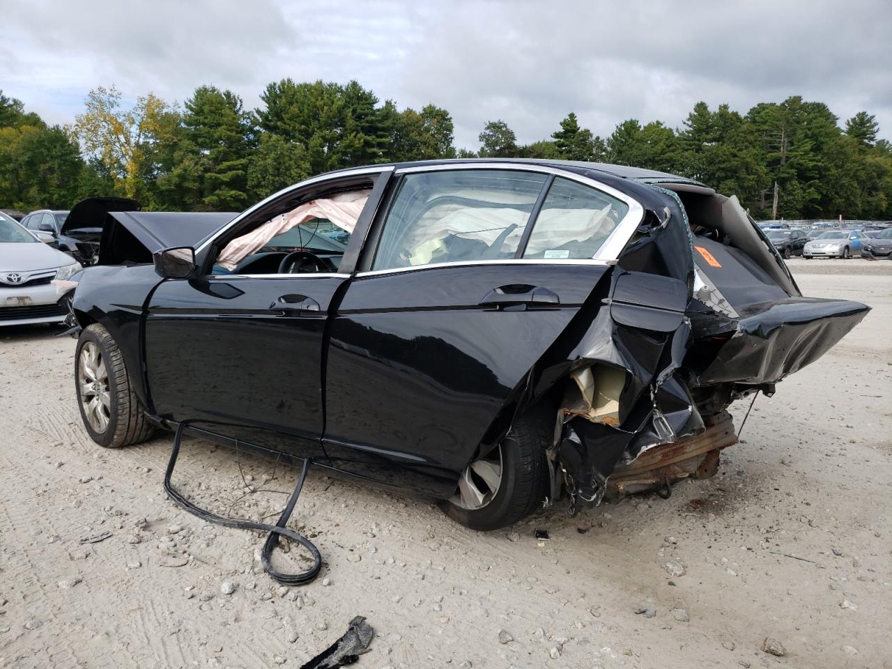 2010 Honda Accord - Image 2