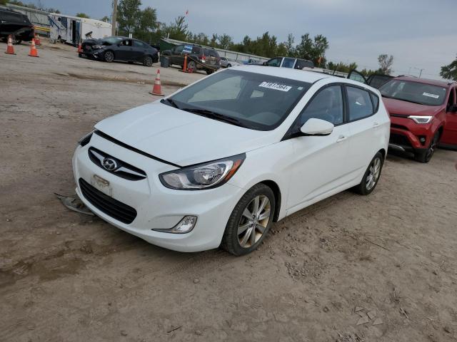 Хэтчбеки HYUNDAI ACCENT 2013 Белый