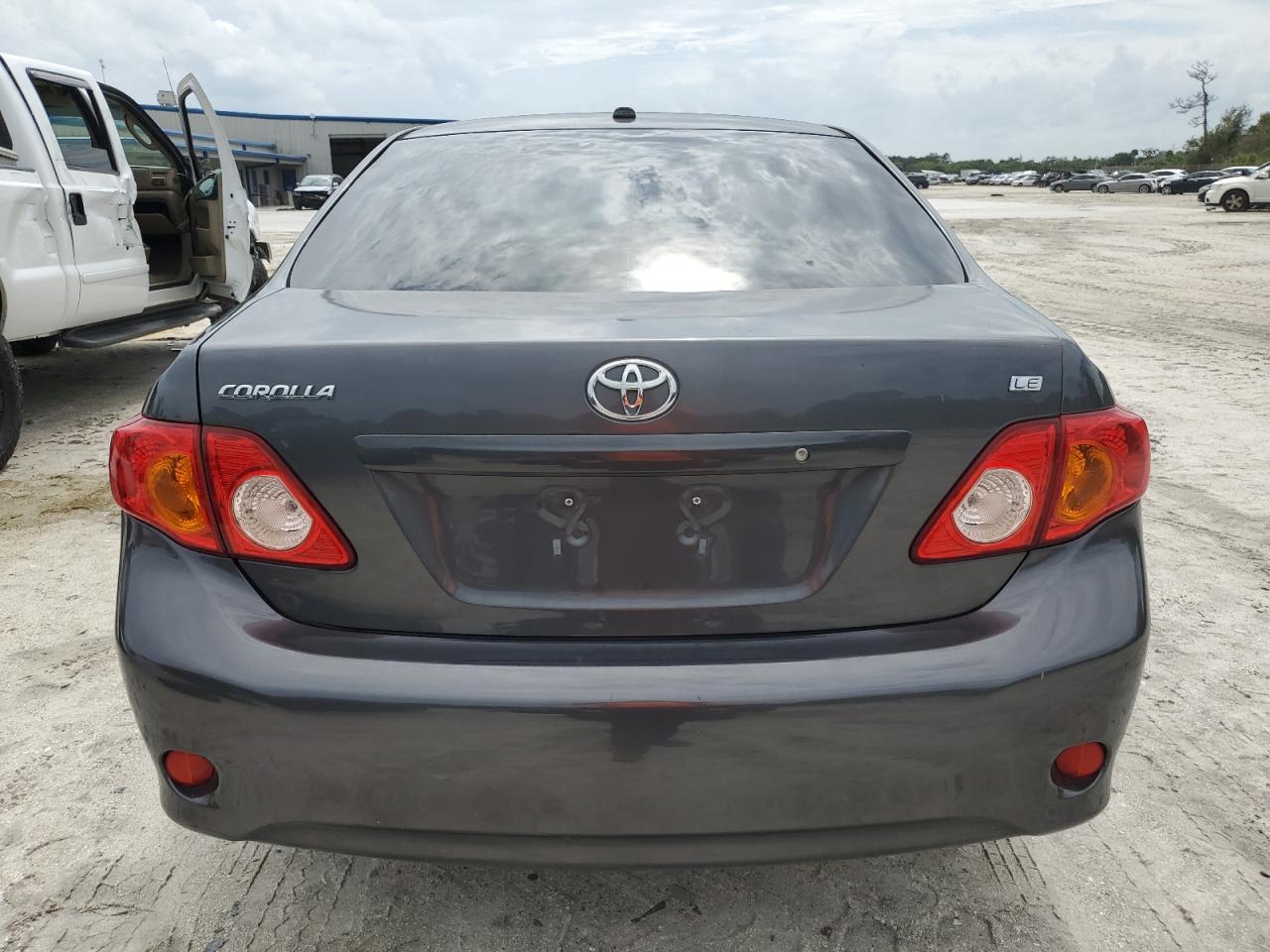 2009 Toyota Corolla Base VIN: JTDBL40E599067513 Lot: 73407184