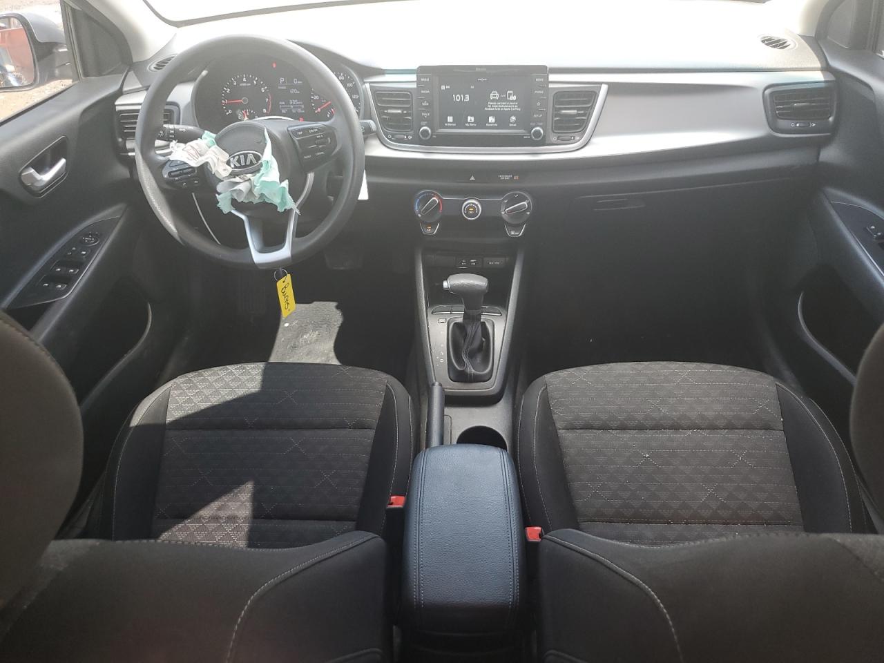 3KPA24AB1KE174255 2019 Kia Rio S