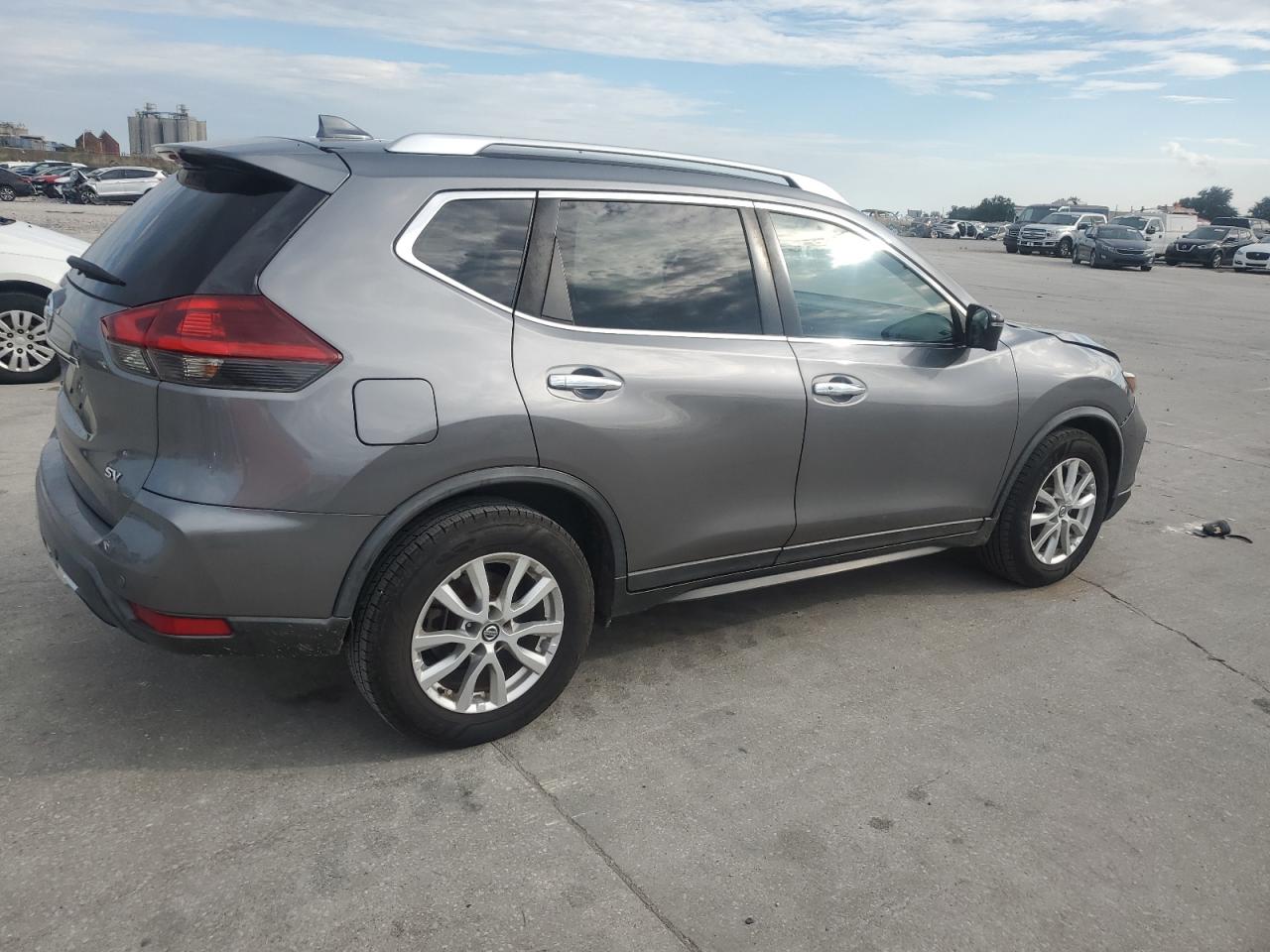 2019 Nissan Rogue S VIN: KNMAT2MT2KP520769 Lot: 71889044