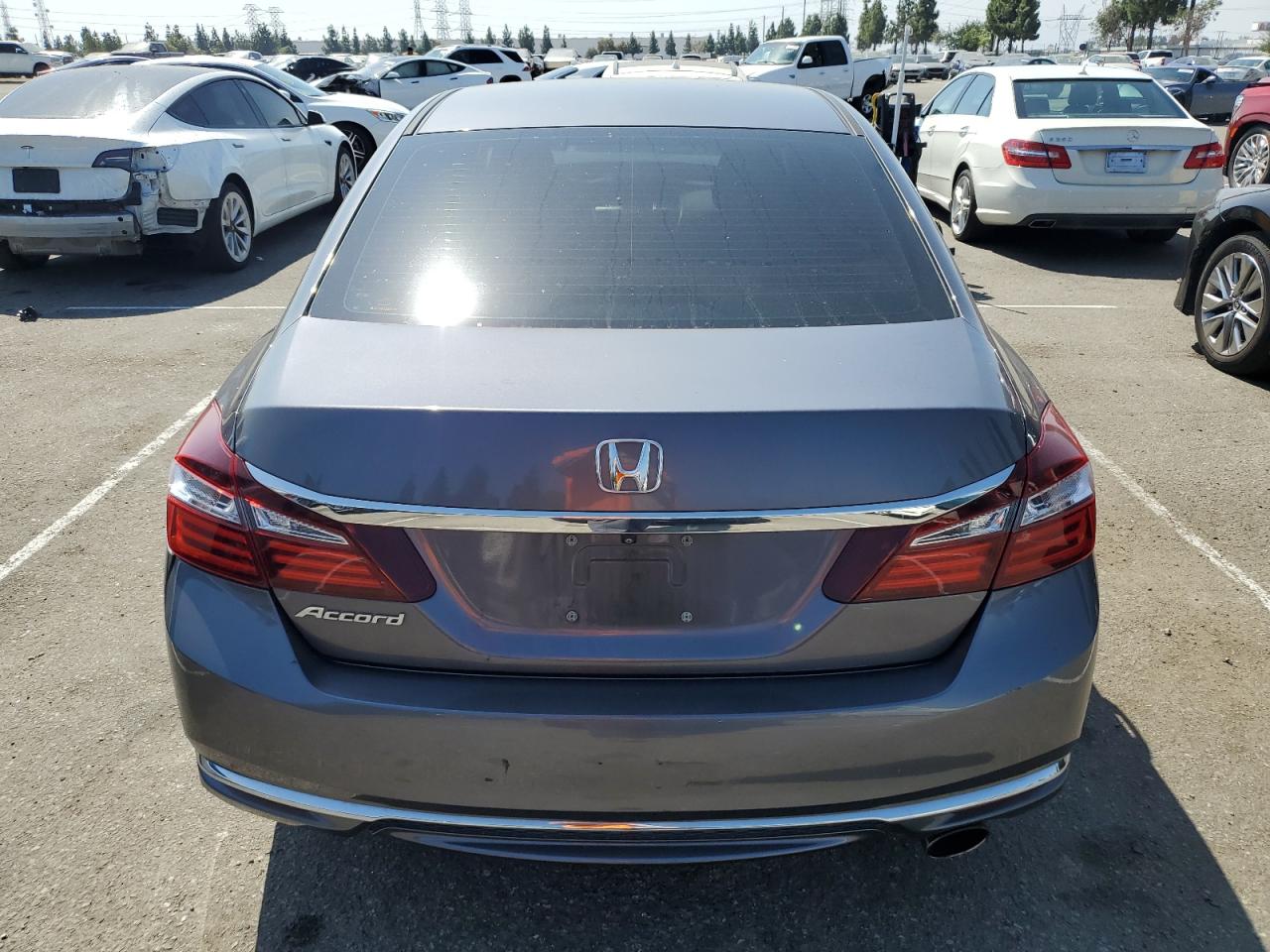 2016 Honda Accord Lx VIN: 1HGCR2F32GA131498 Lot: 72089834