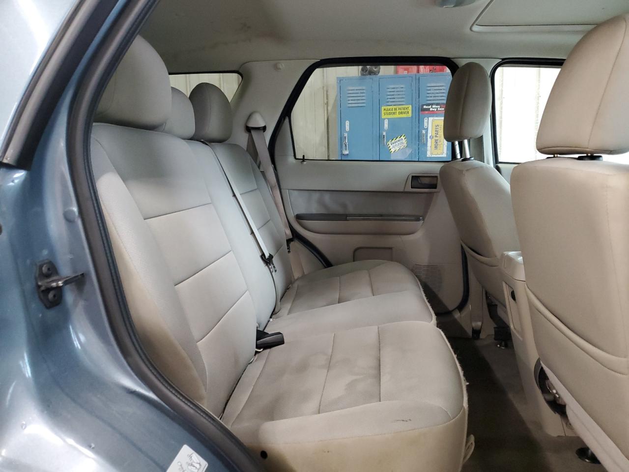 2010 Ford Escape - Image 11