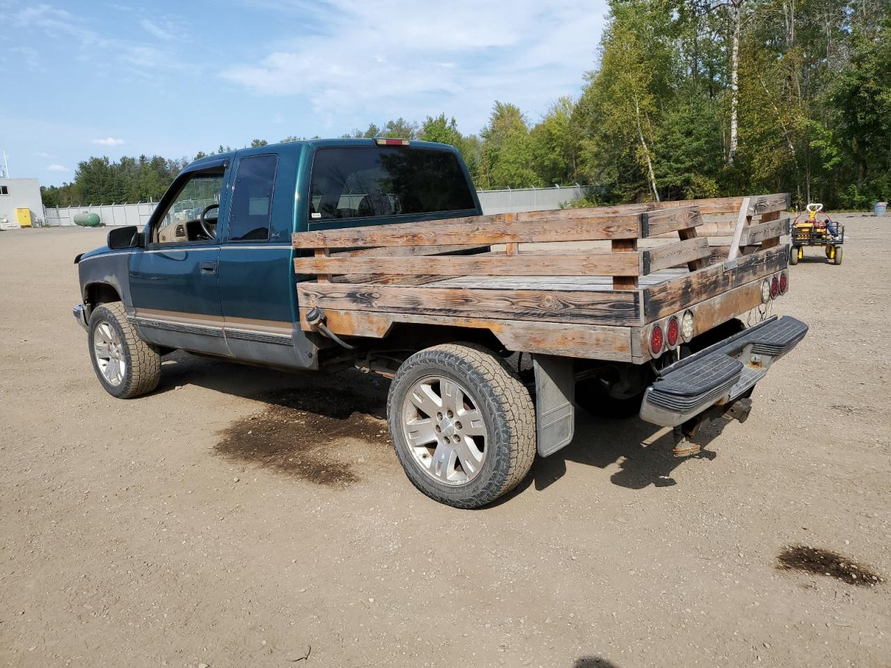 1997 GMC Sierra K1500 VIN: 2GTEK19R2V1521353 Lot: 71704894