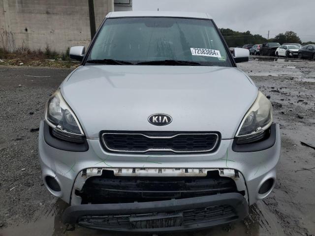 Parquets KIA SOUL 2013 Srebrny