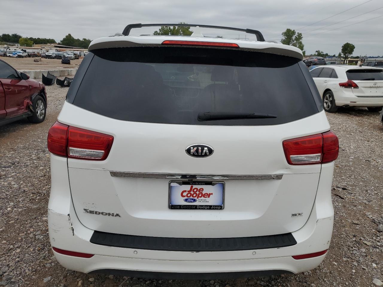 KNDMC5C15G6185907 2016 Kia Sedona Ex