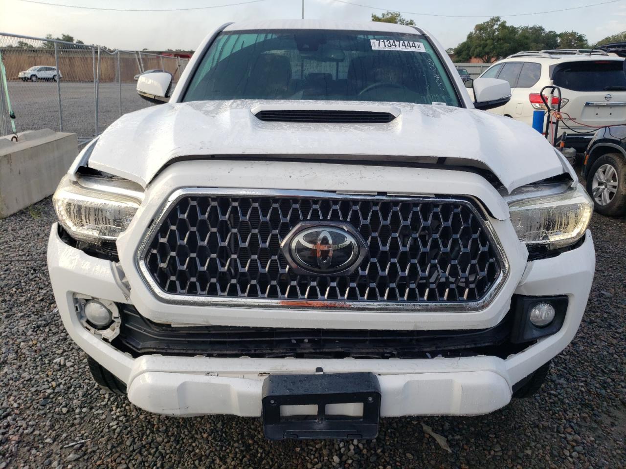 2019 Toyota Tacoma - Image 5