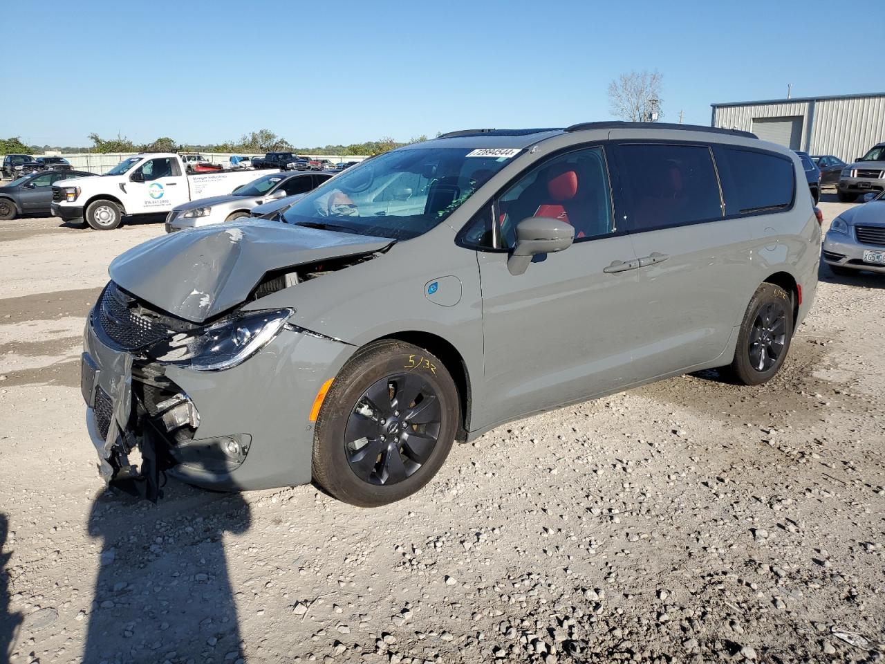 2C4RC1N7XLR267425 2020 CHRYSLER PACIFICA - Image 1